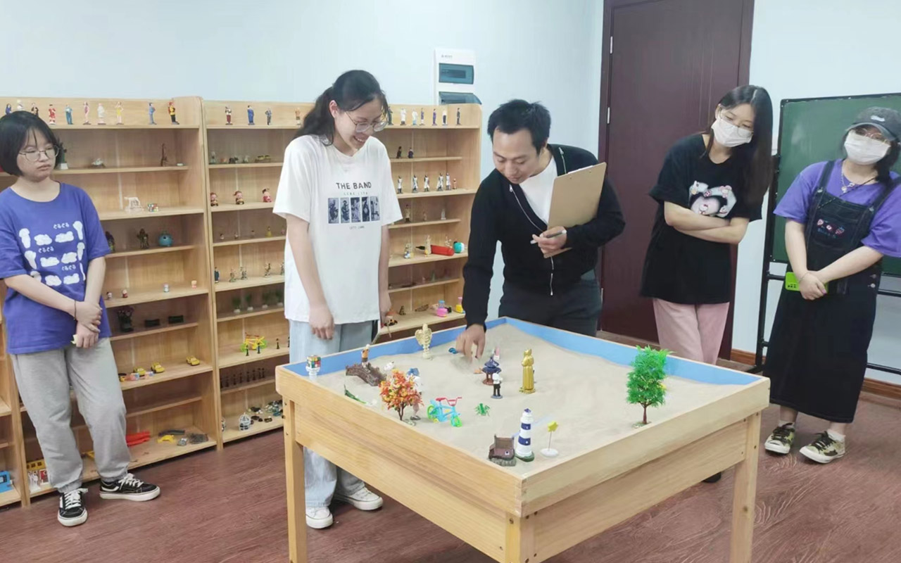 古塔浙江药科职业大学